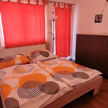 Ferienhaus Judit Alsoors Ngoại thất bức ảnh